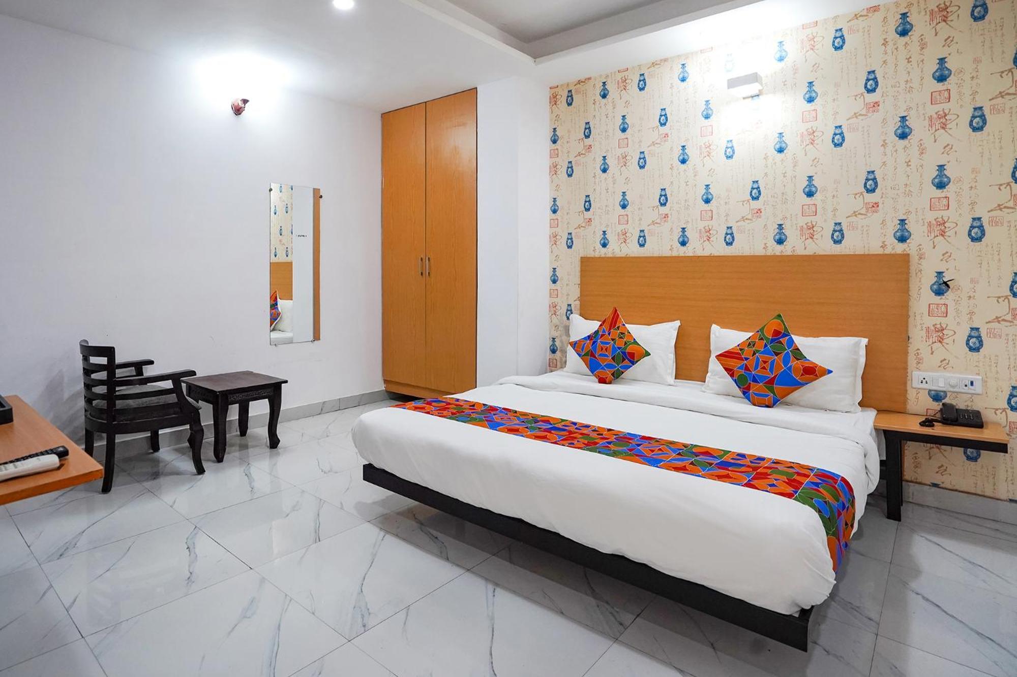 Fabhotel Prime Culture Нойда Экстерьер фото