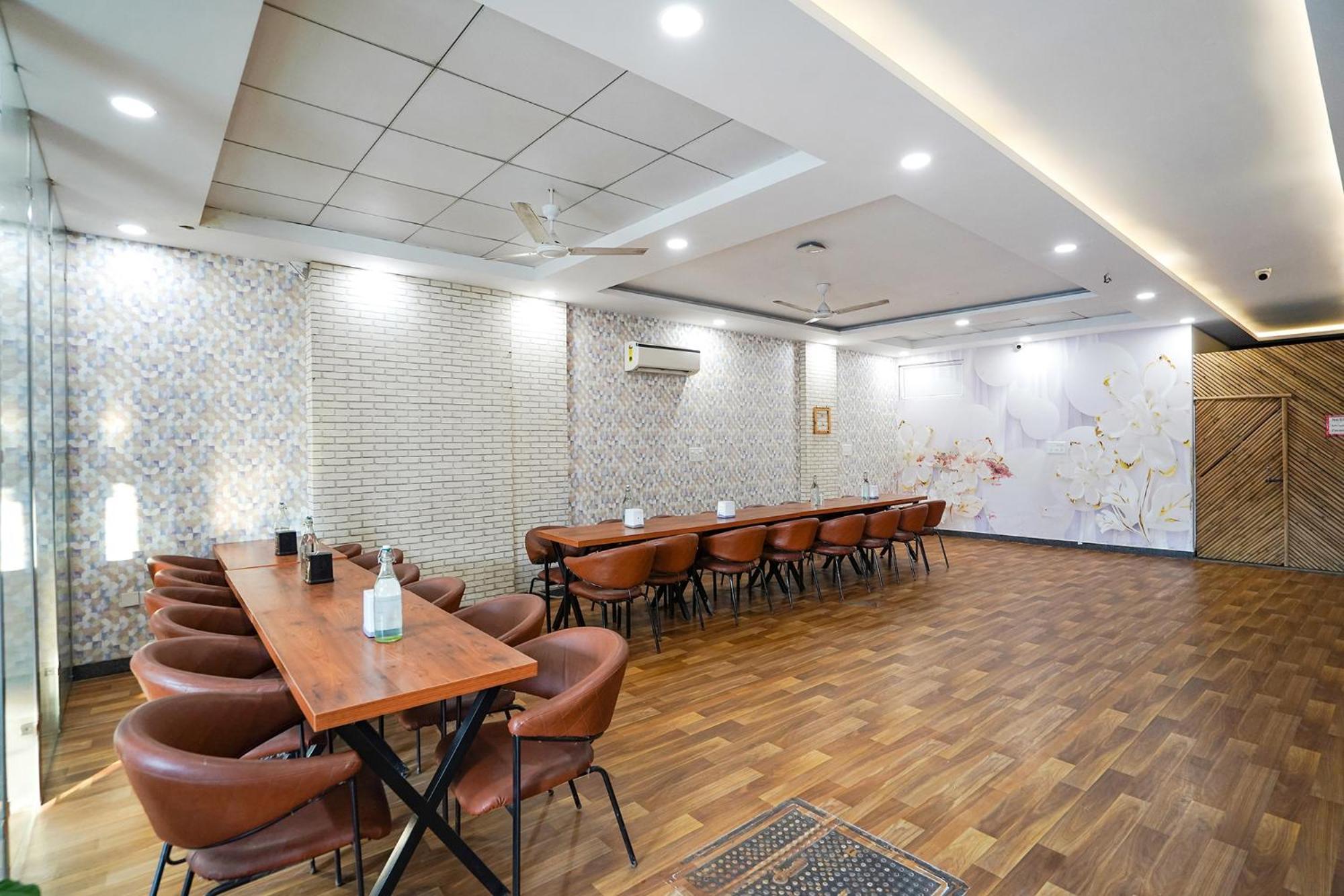 Fabhotel Prime Culture Нойда Экстерьер фото